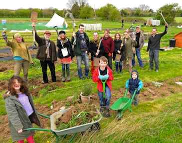 community politics, how to live off-grid, living off-grid, off-grid living