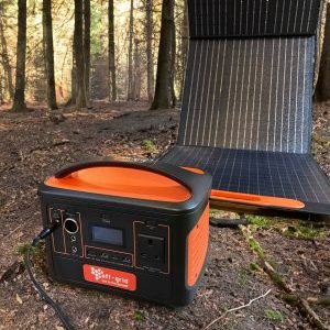 Portable energy storage + power supply: Off-Grid 500Watt battery + 400W high efficiency solar panel